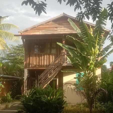 O'Hamok Family Homestay Battambang Eksteriør bilde